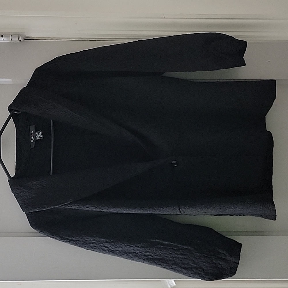 Black 3/4 sleeve blazer